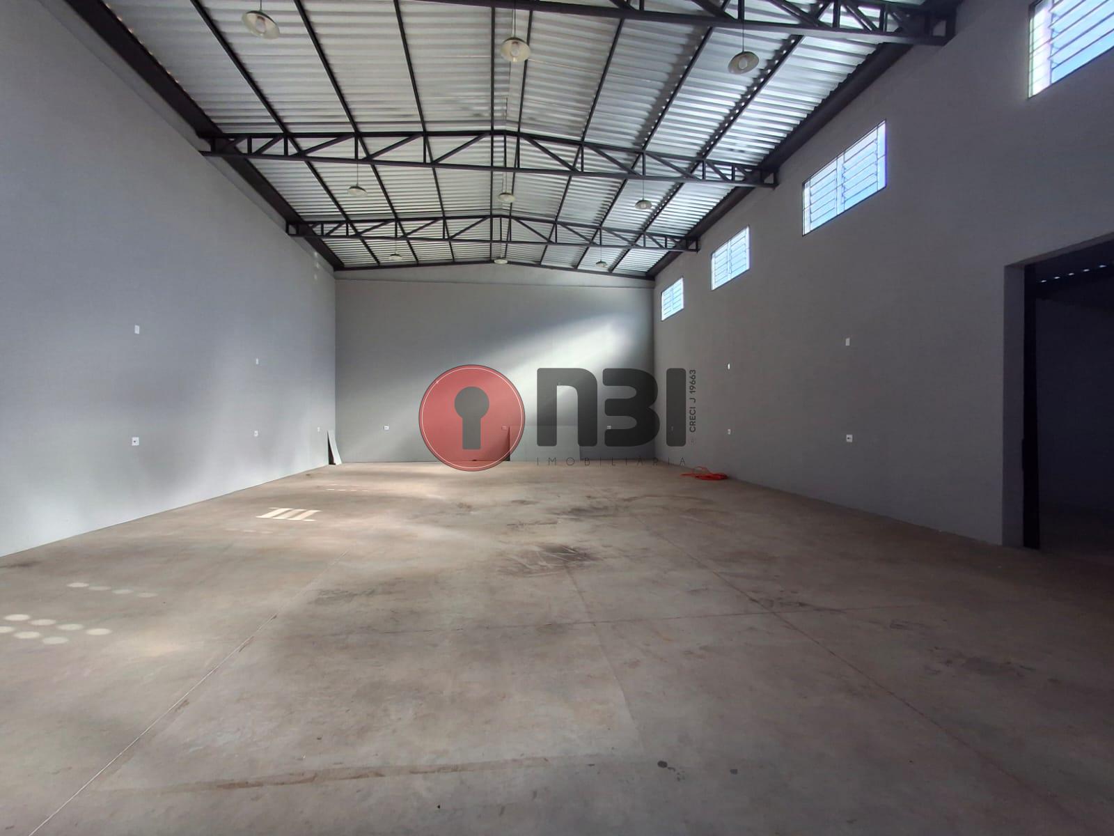 Galpão / Depósito / Armazém  à venda, 300m² — foto 8 de 20