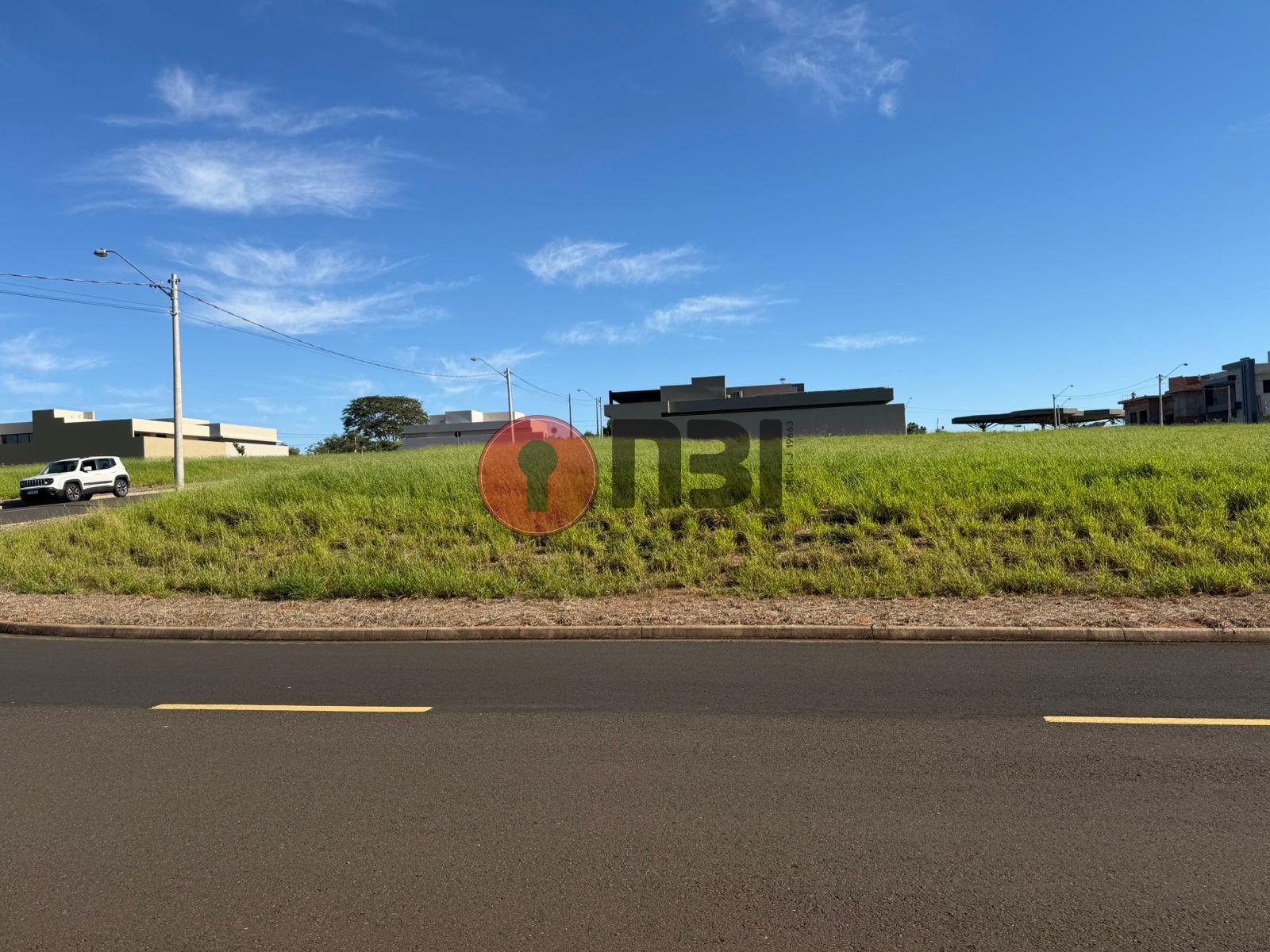 Terreno / Lote / Condomínio  à venda, 429m² — foto 1 de 2
