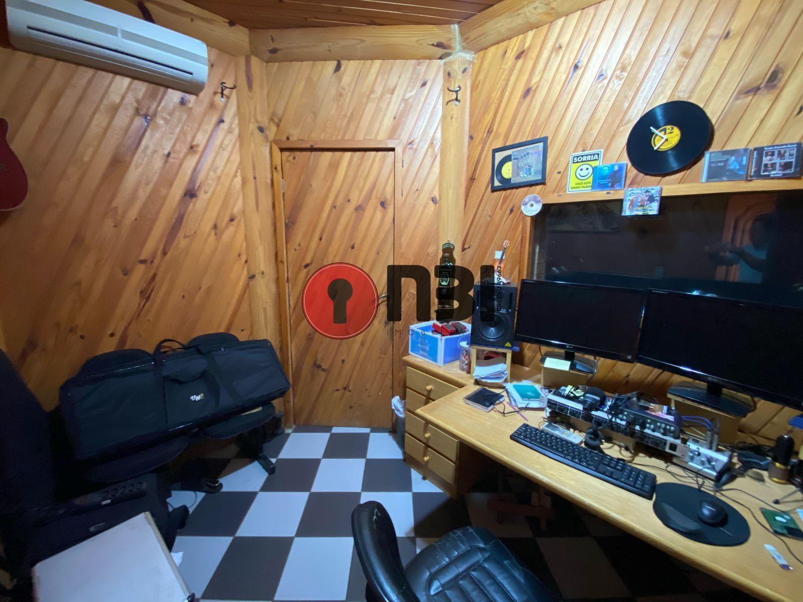 Casa com 3 quartos à venda, 253m² — foto 8 de 52