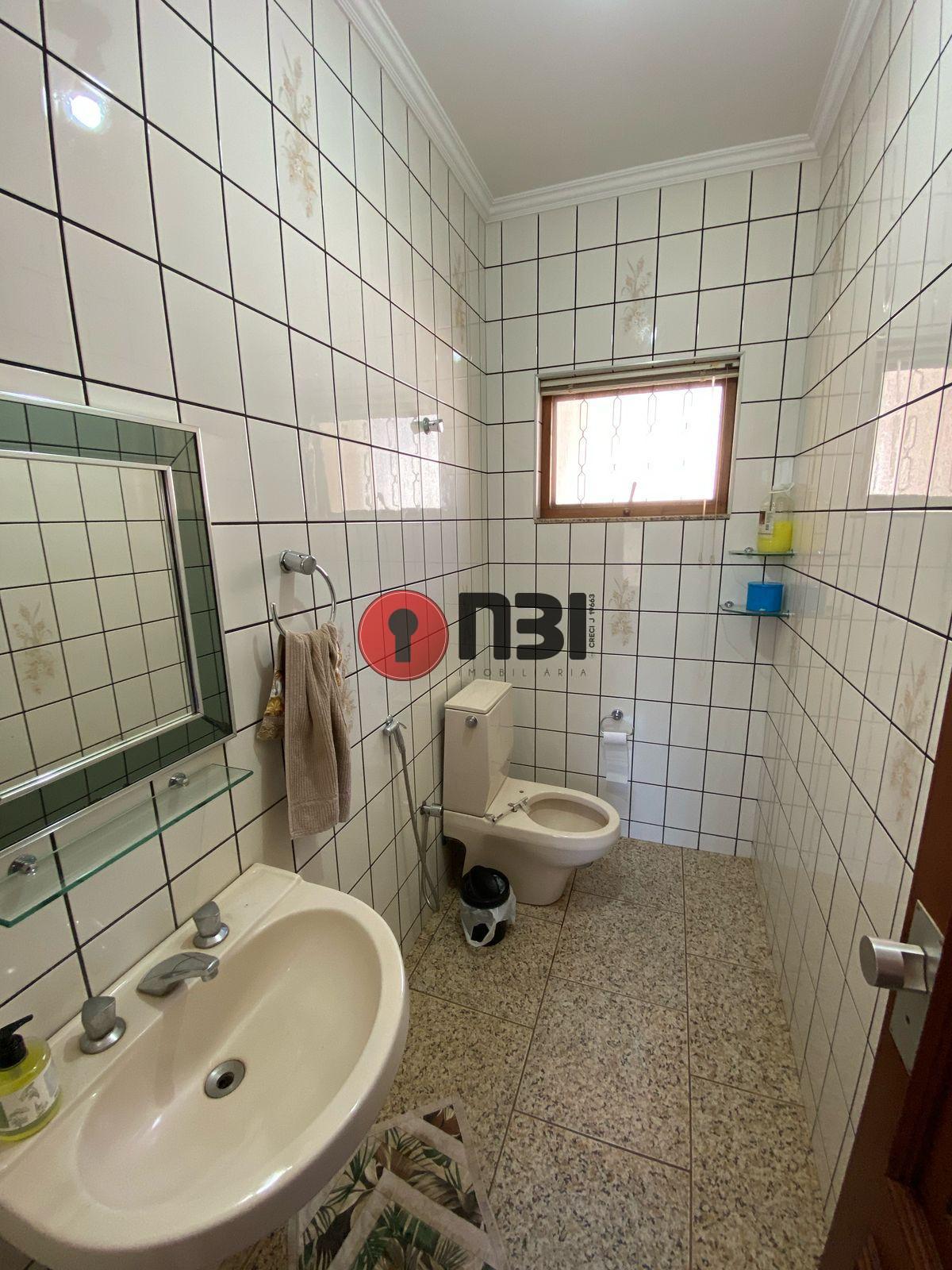 Casa com 3 quartos à venda, 253m² — foto 14 de 52