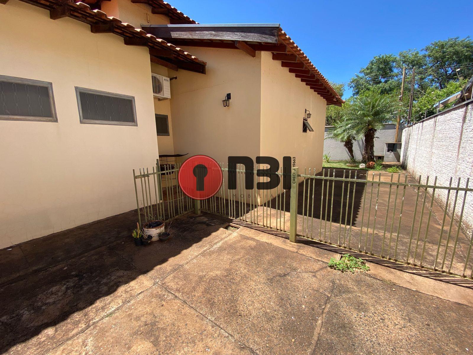 Casa com 3 quartos à venda, 253m² — foto 38 de 52