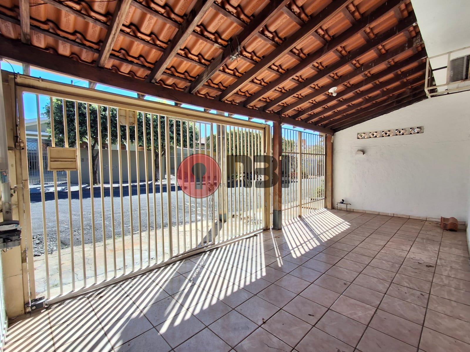 Casa com 3 quartos à venda, 110m² — foto 1 de 19