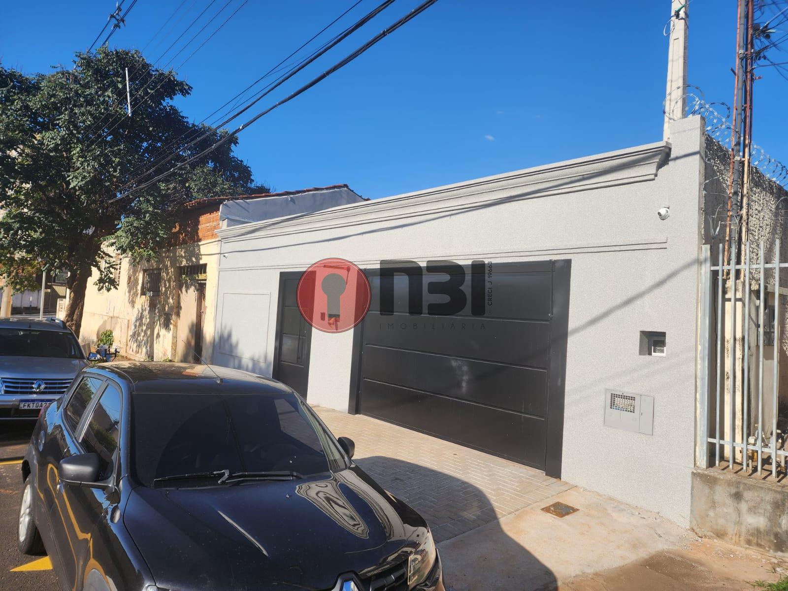 Casa com 2 quartos à venda, 363m² — foto 2 de 12