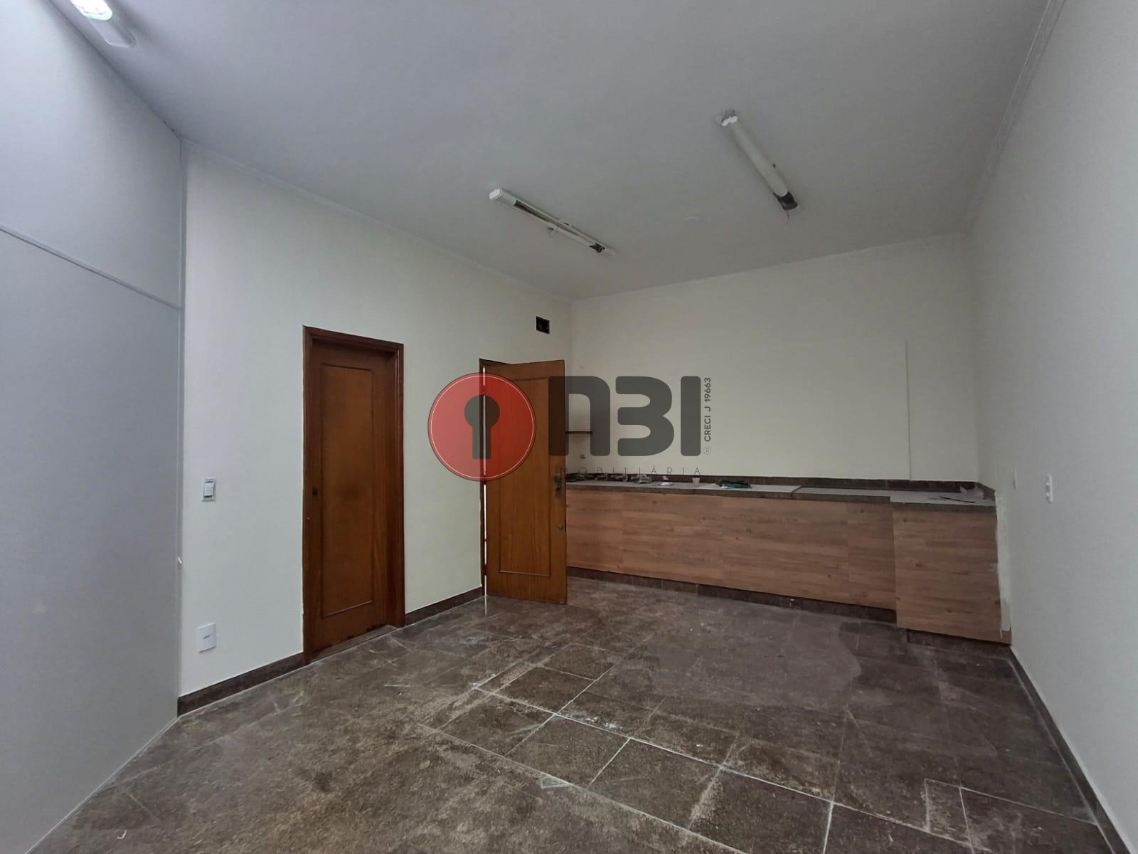 Imóvel Comercial com 4 quartos para aluguel, 350m² — foto 10 de 52