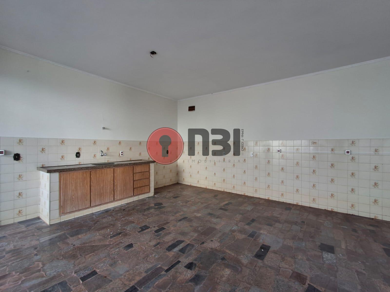 Imóvel Comercial com 4 quartos para aluguel, 350m² — foto 12 de 52