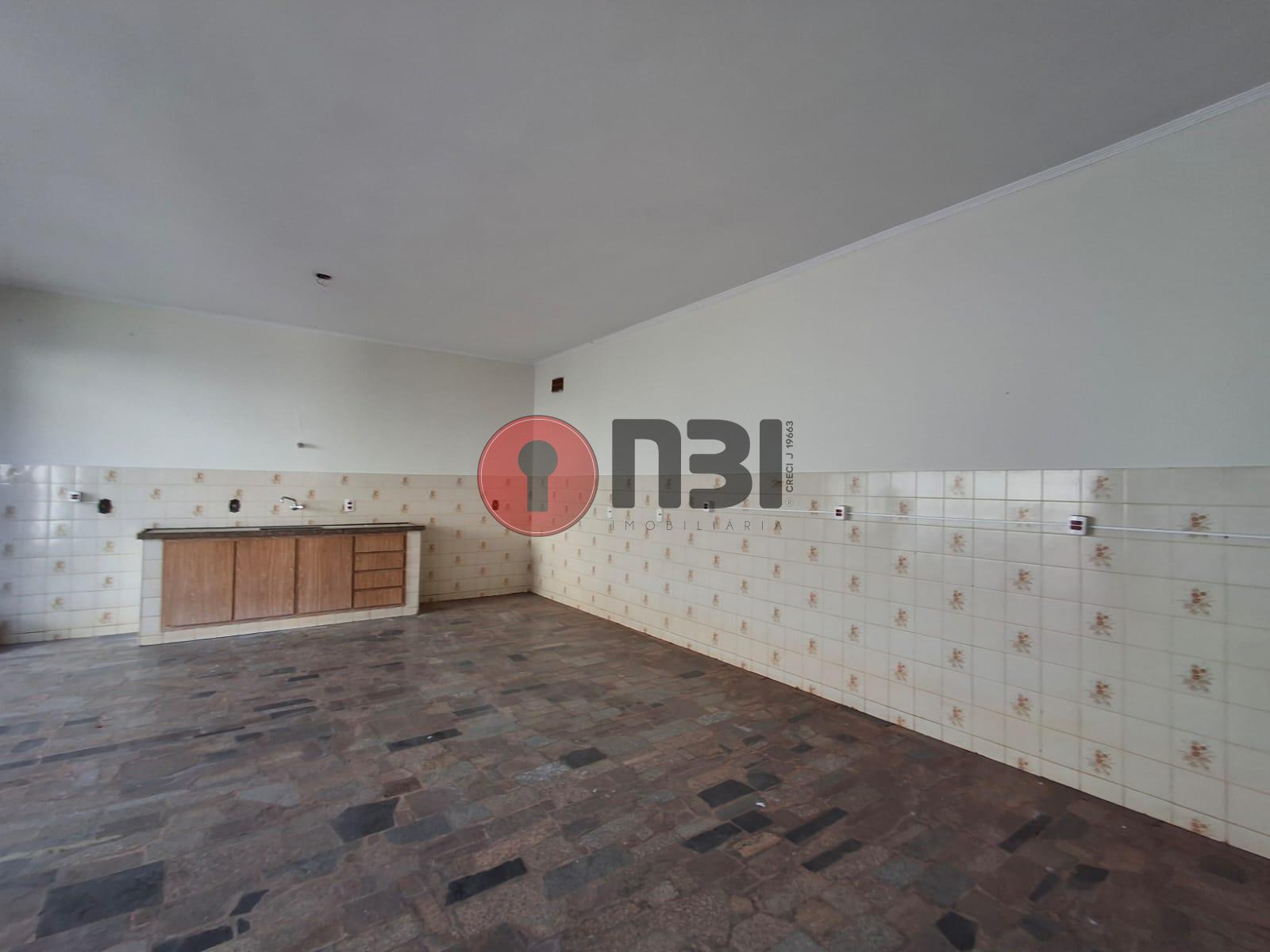 Imóvel Comercial com 4 quartos para aluguel, 350m² — foto 13 de 52