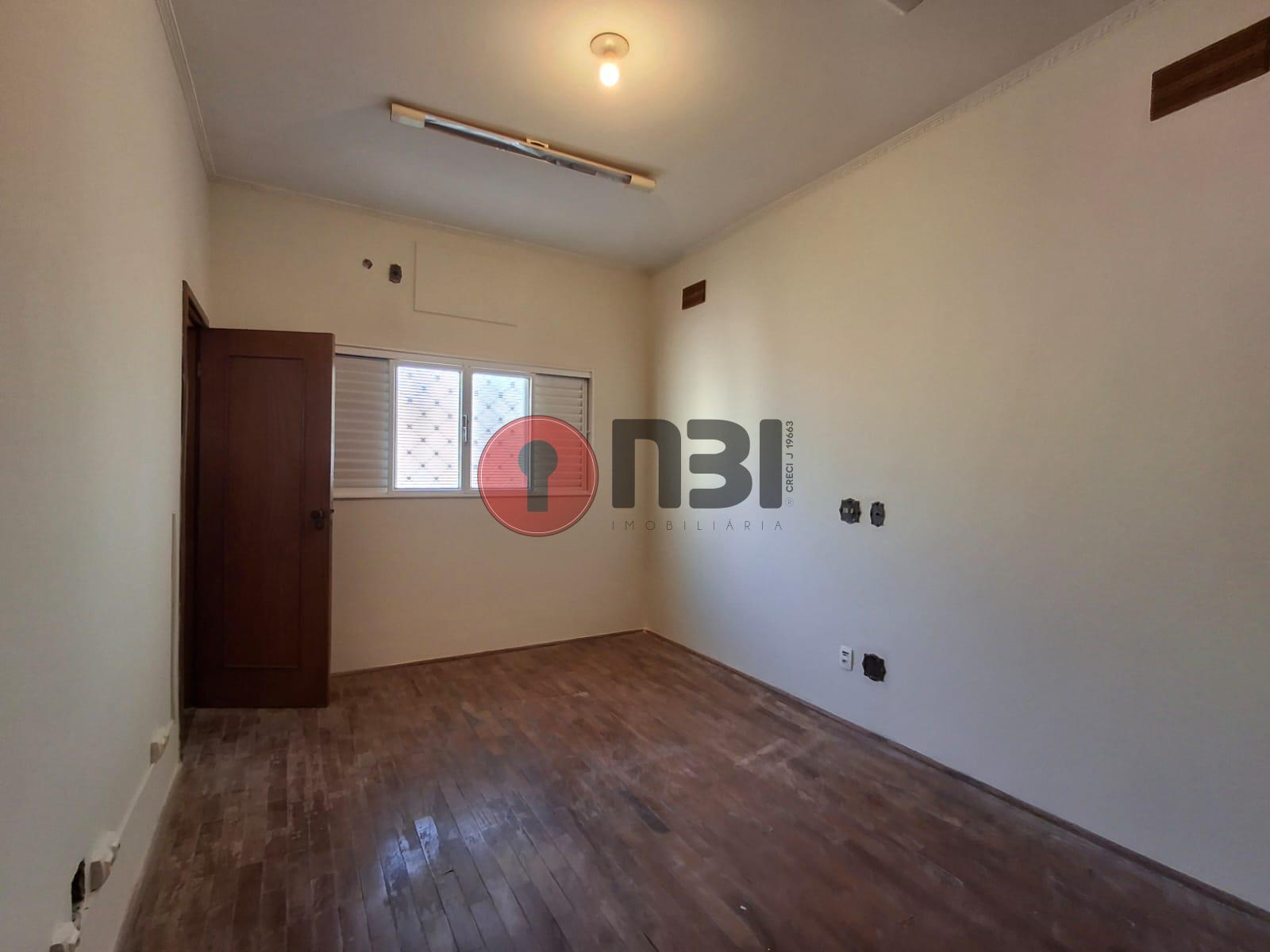 Imóvel Comercial com 4 quartos para aluguel, 350m² — foto 17 de 52