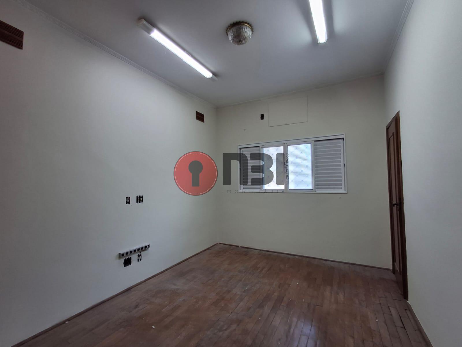 Imóvel Comercial com 4 quartos para aluguel, 350m² — foto 21 de 52