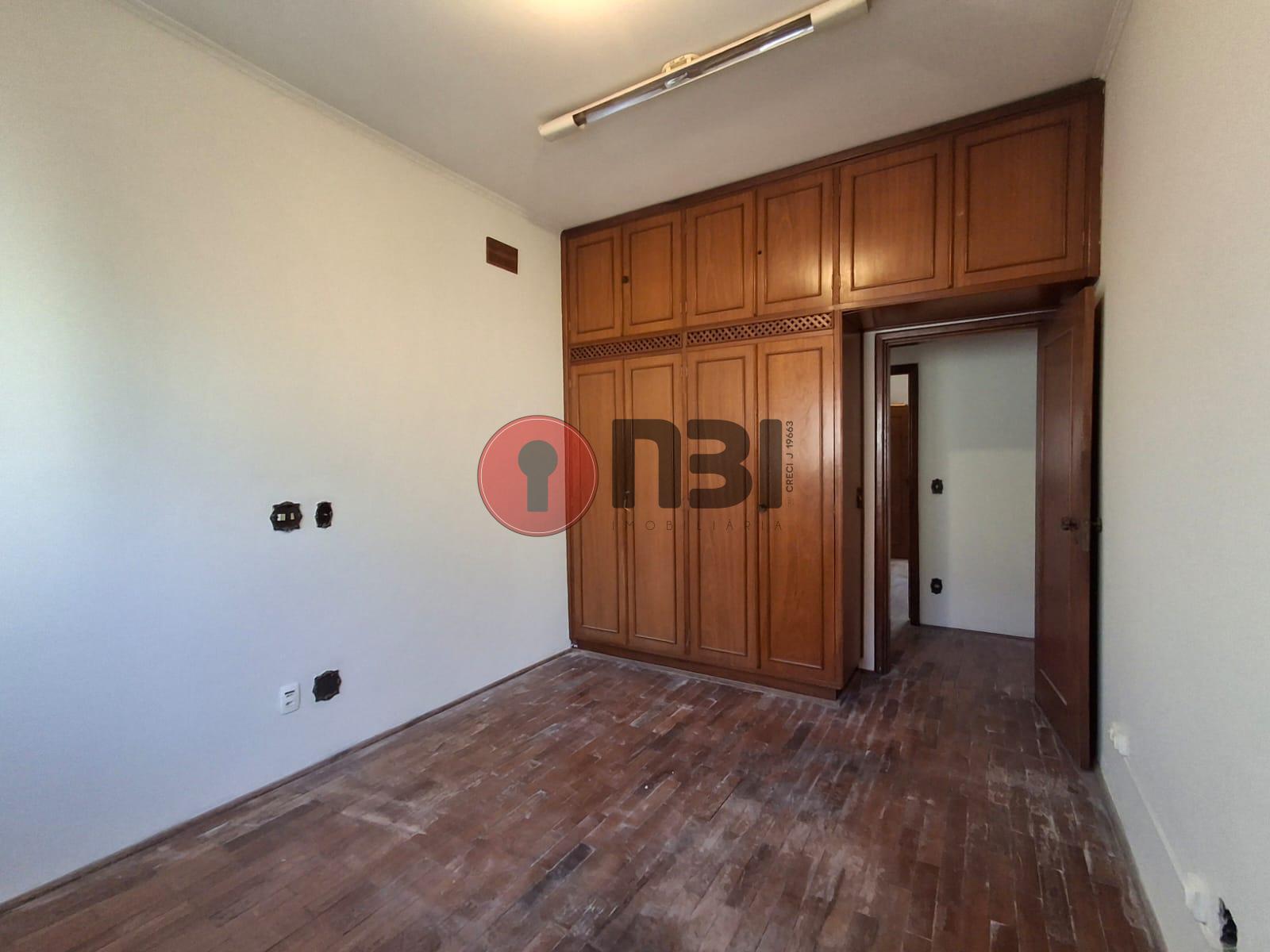 Imóvel Comercial com 4 quartos para aluguel, 350m² — foto 22 de 52