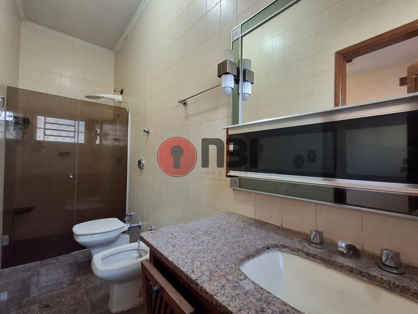 Imóvel Comercial com 4 quartos para aluguel, 350m² — foto 26 de 52