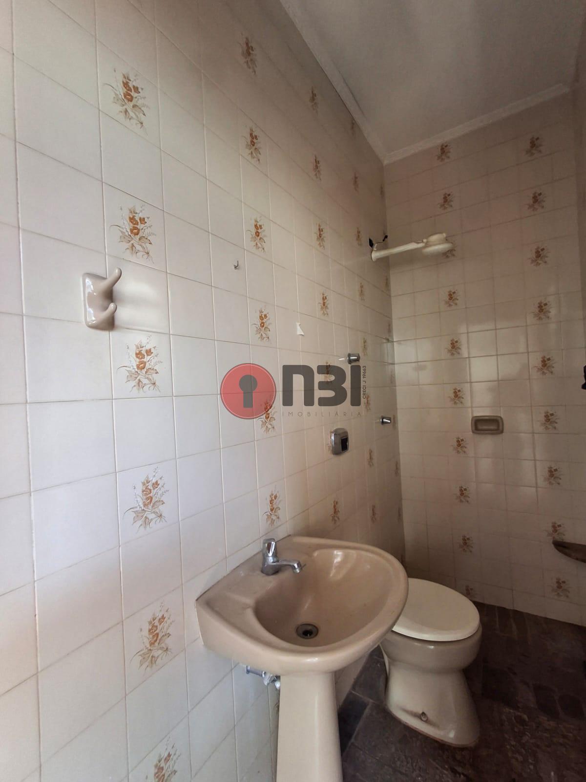 Imóvel Comercial com 4 quartos para aluguel, 350m² — foto 35 de 52