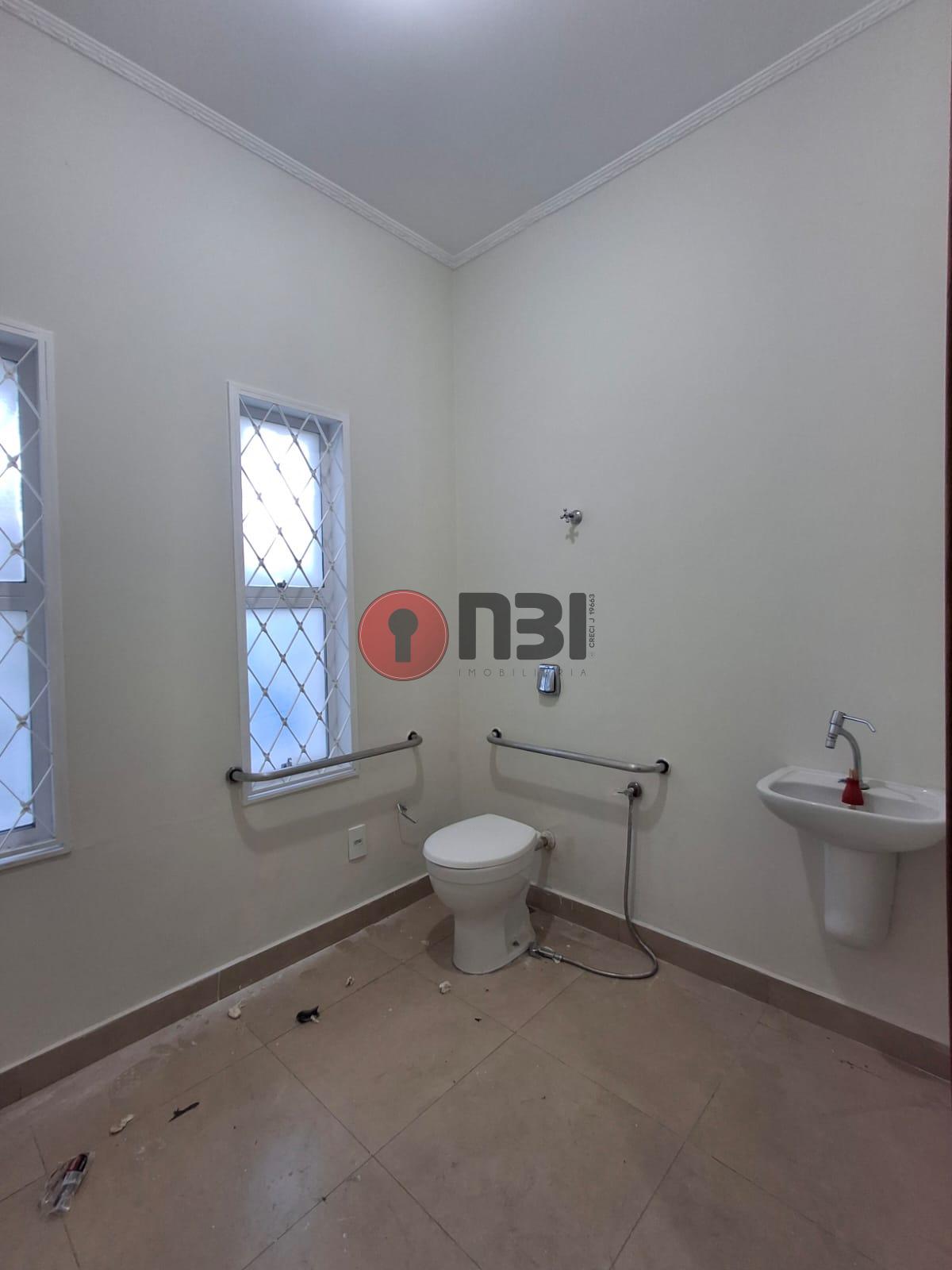 Imóvel Comercial com 4 quartos para aluguel, 350m² — foto 38 de 52