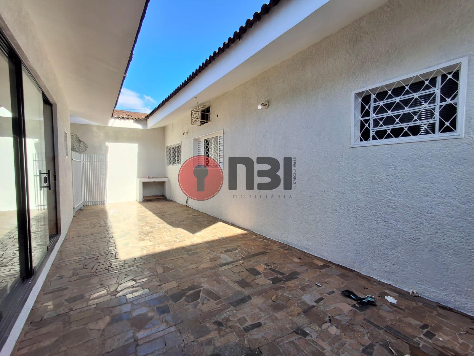 Imóvel Comercial com 4 quartos para aluguel, 350m² — foto 40 de 52
