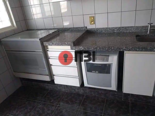 Casa com 4 quartos à venda, 180m² — foto 13 de 19