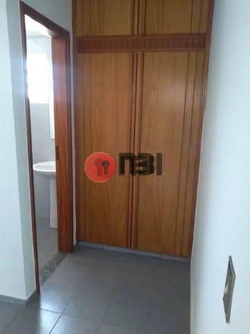 Casa com 4 quartos à venda, 180m² — foto 15 de 19