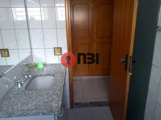 Casa com 4 quartos à venda, 180m² — foto 17 de 19