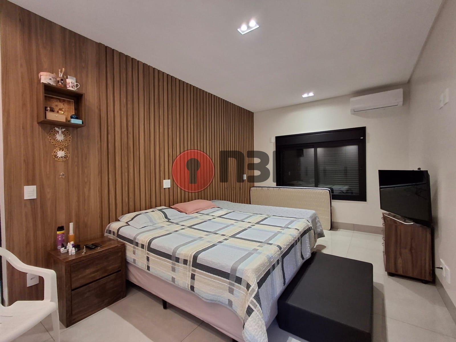 Casa com 3 quartos à venda, 460m² — foto 25 de 52