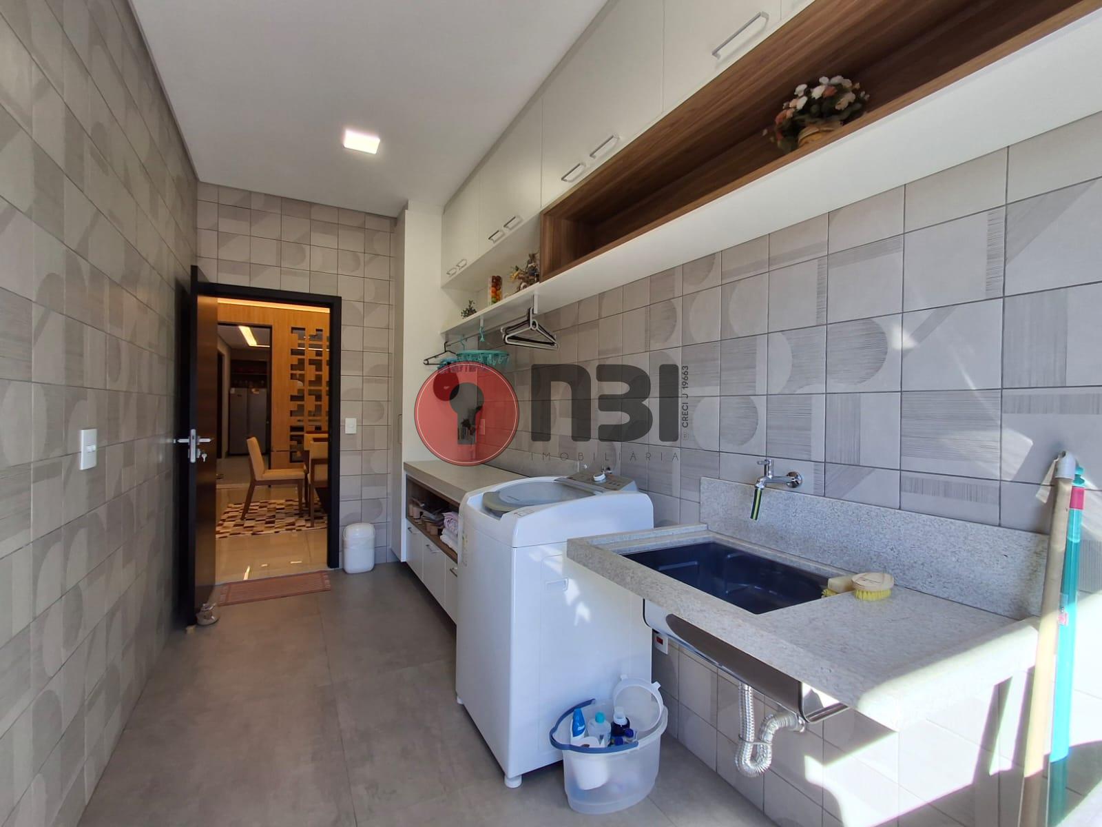 Casa com 3 quartos à venda, 460m² — foto 50 de 52