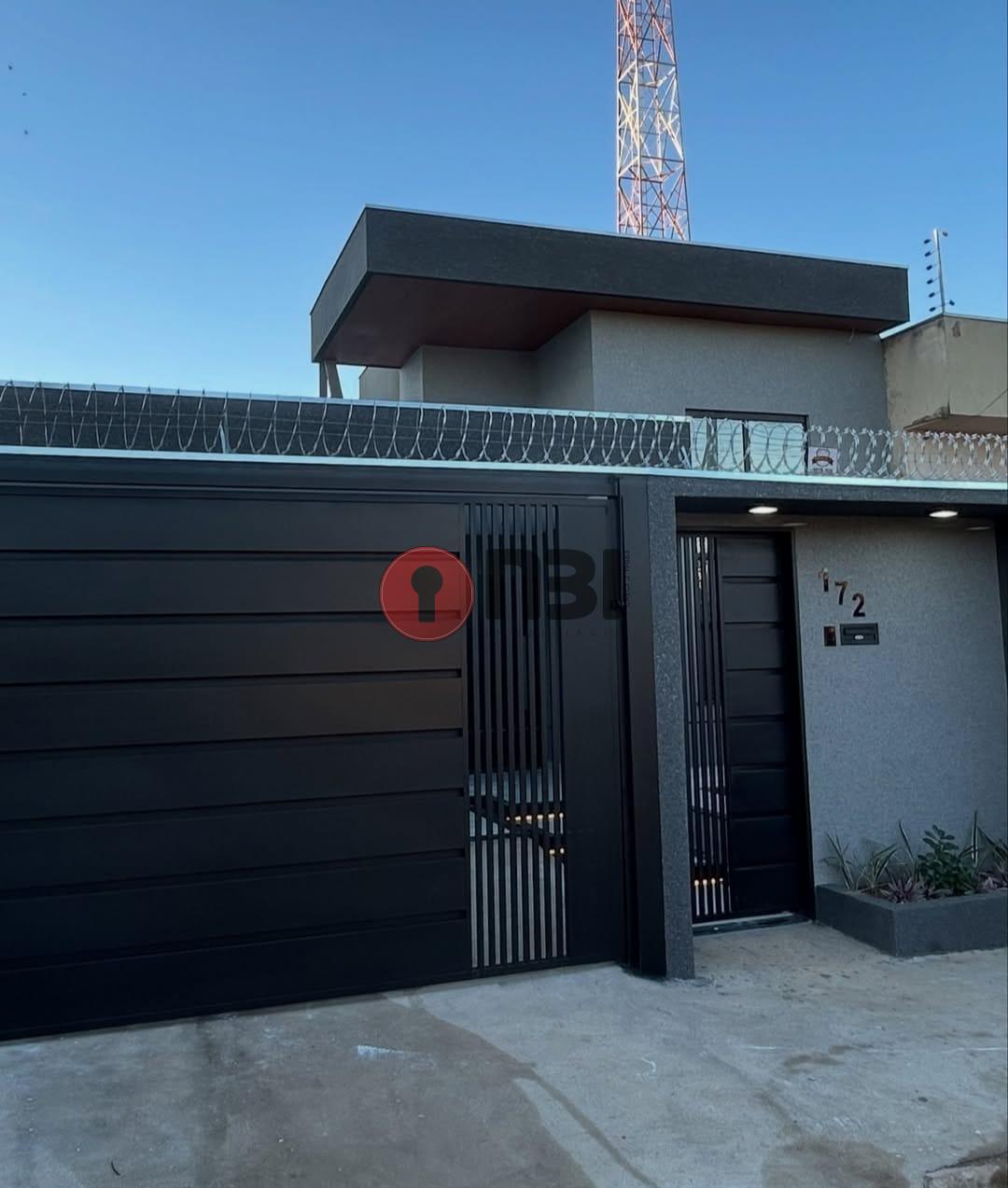 Casa com 2 quartos à venda, 115m² — foto 1 de 30