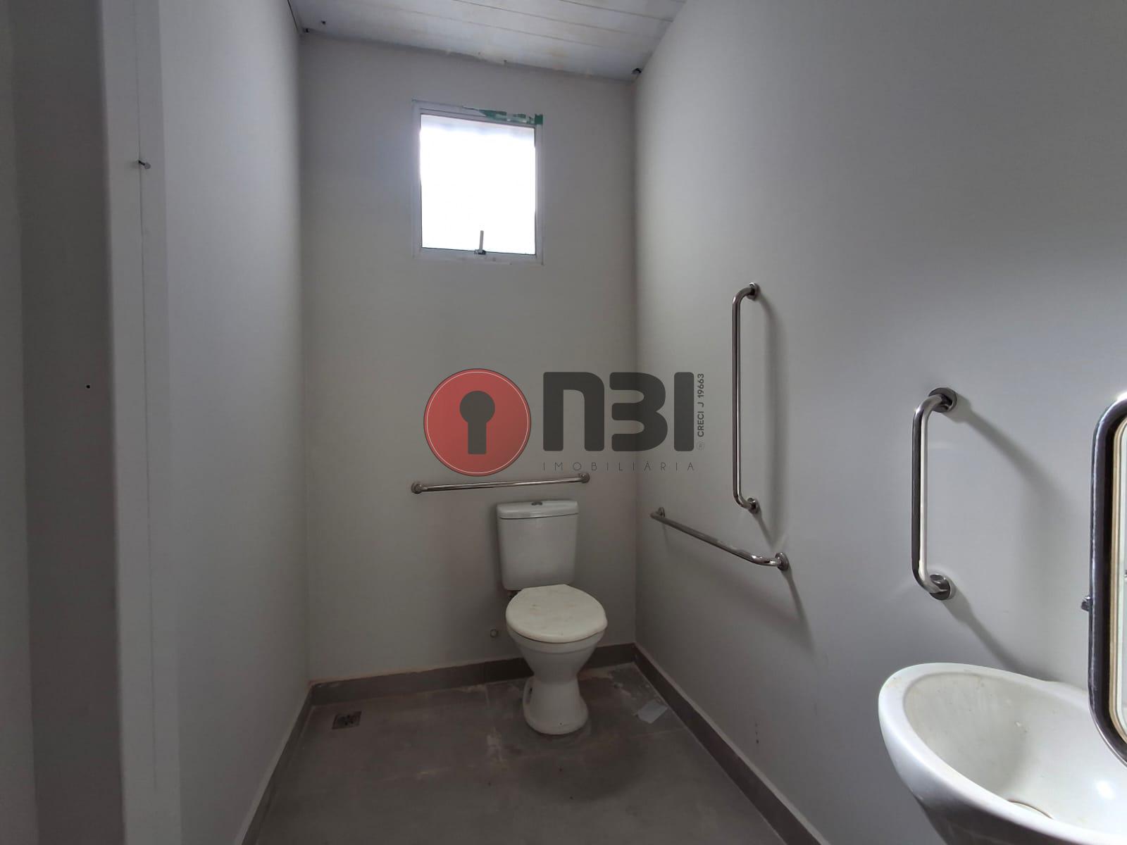 Galpão / Depósito / Armazém  para aluguel, 226m² — foto 23 de 24