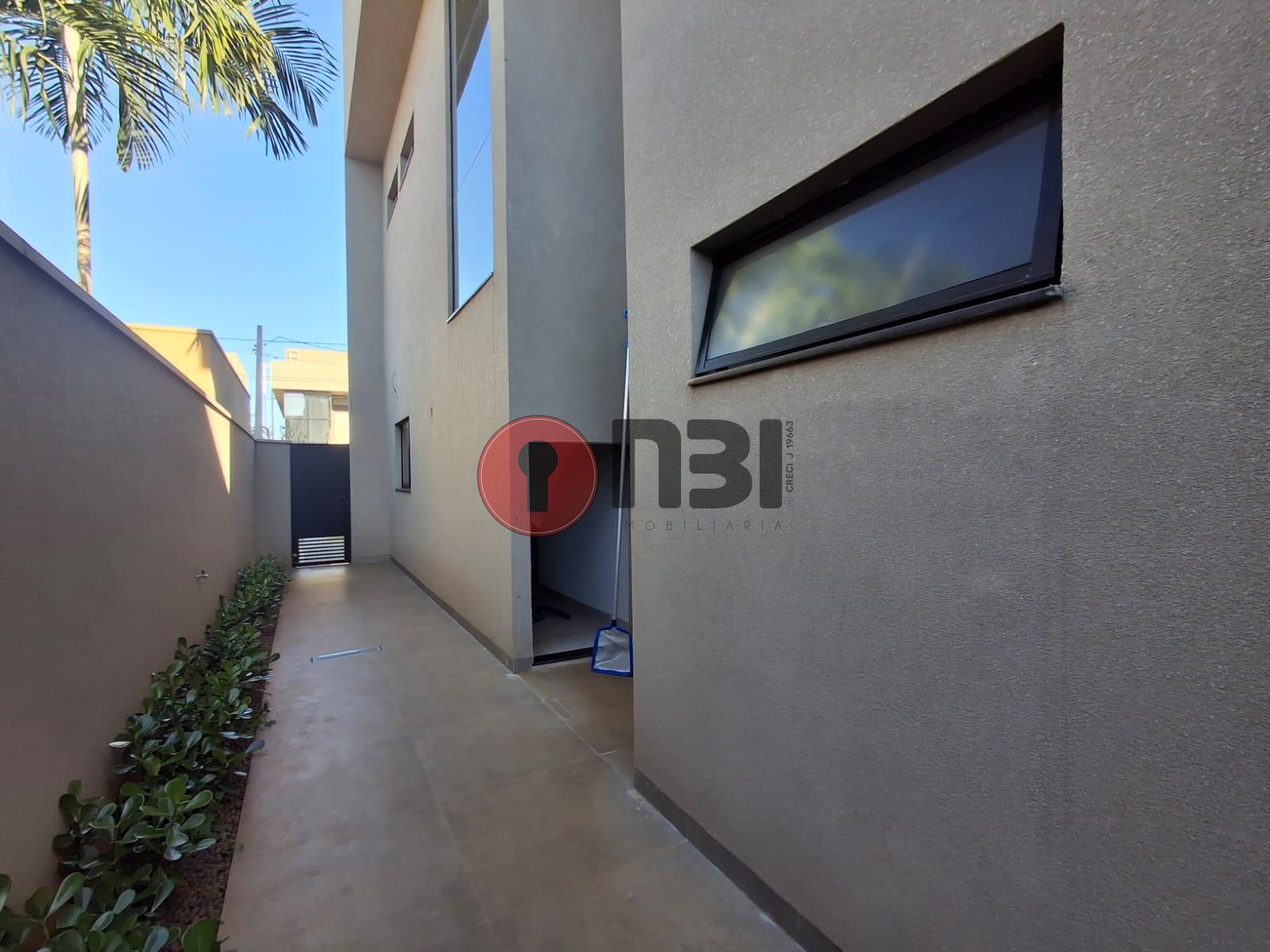 Casa com 3 quartos para aluguel, 300m² — foto 11 de 39