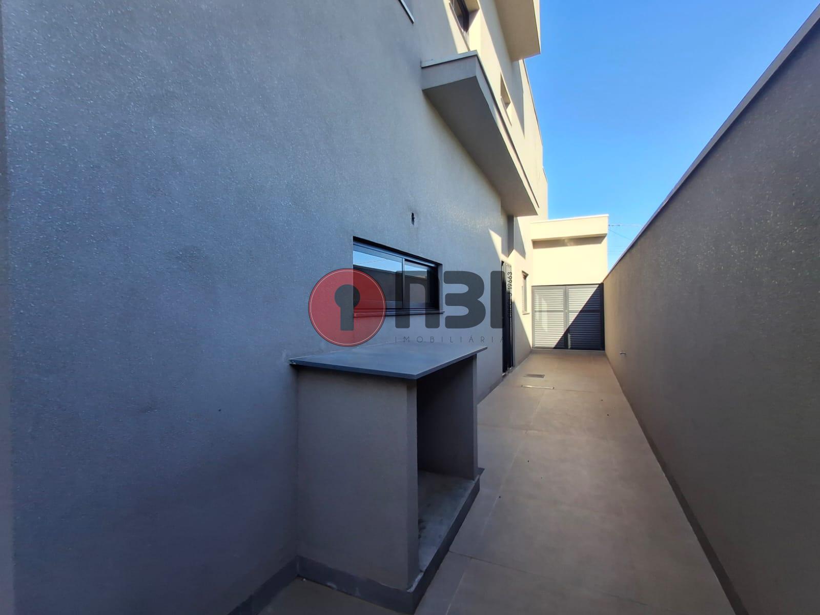 Casa com 3 quartos para aluguel, 300m² — foto 12 de 39