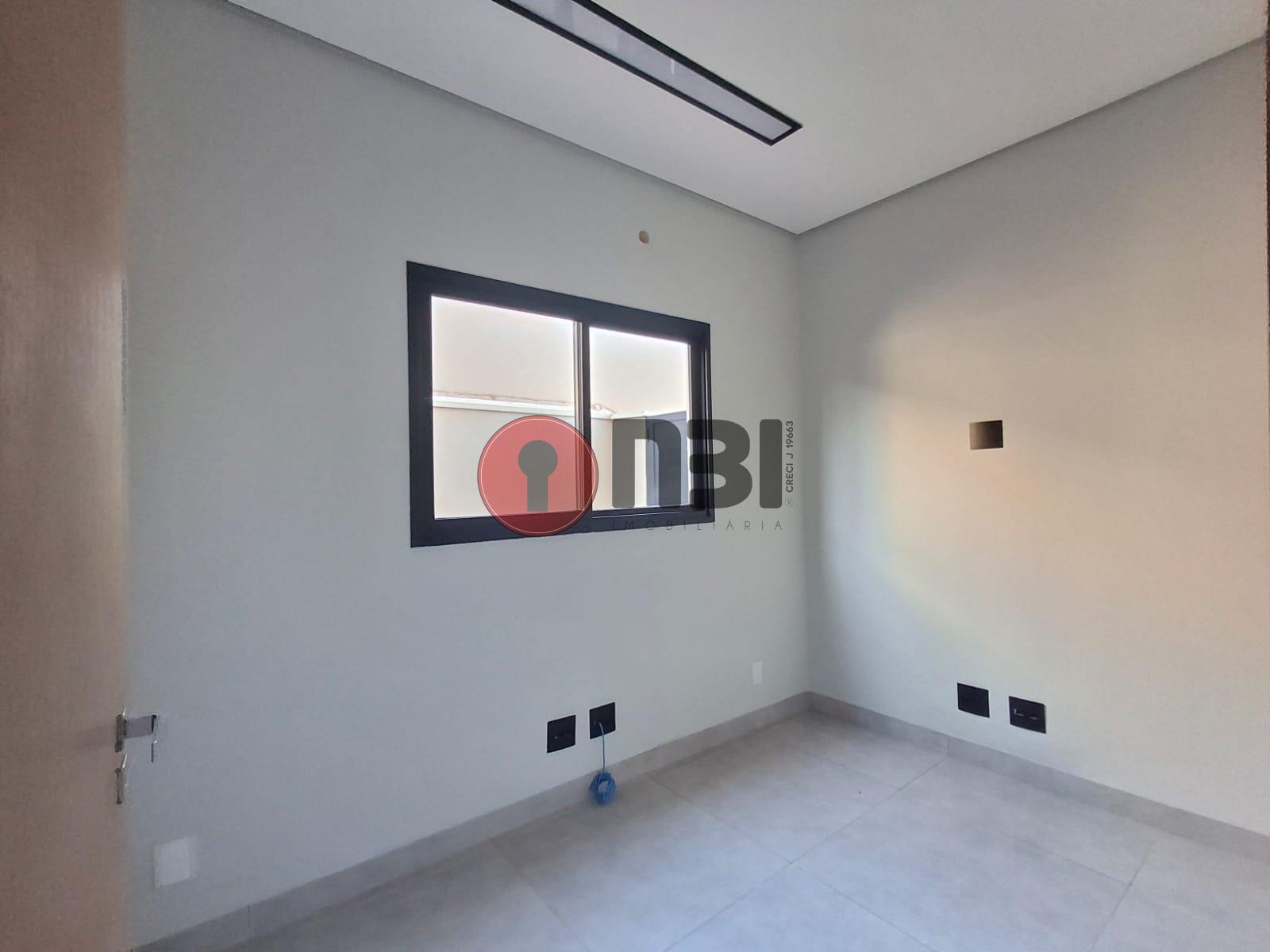 Casa com 3 quartos para aluguel, 300m² — foto 13 de 39