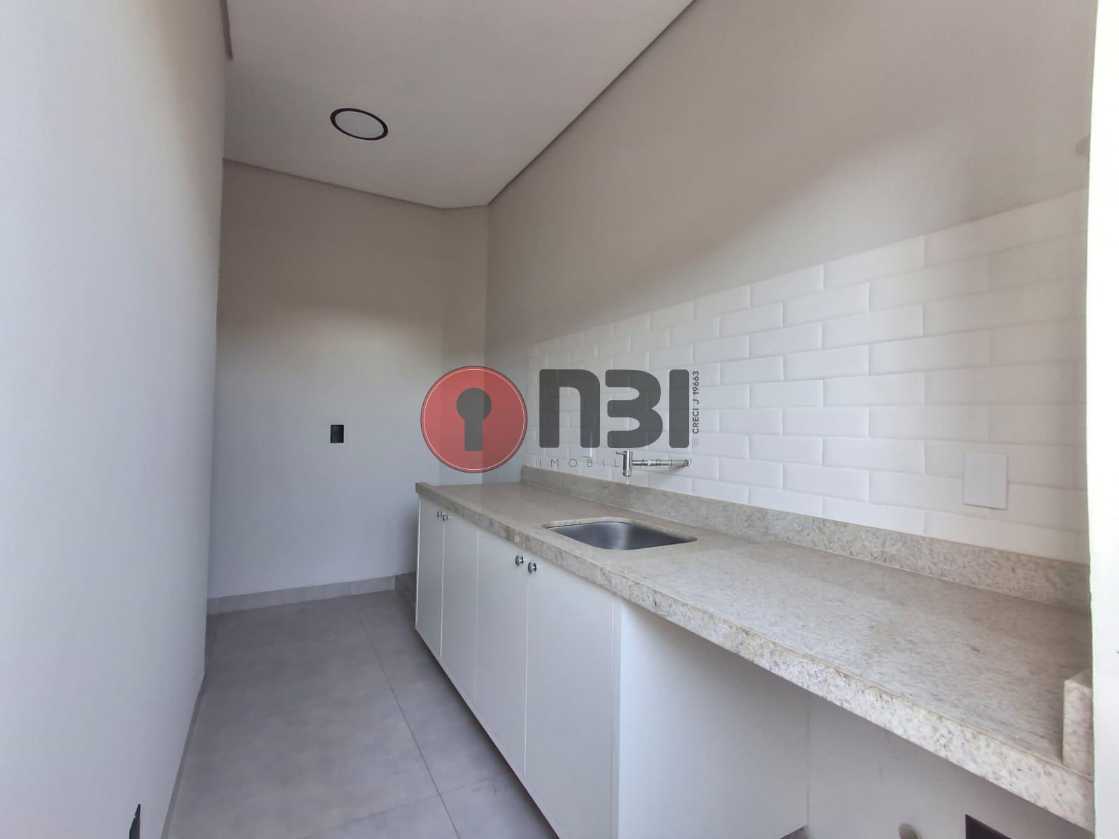 Casa com 3 quartos para aluguel, 300m² — foto 23 de 39