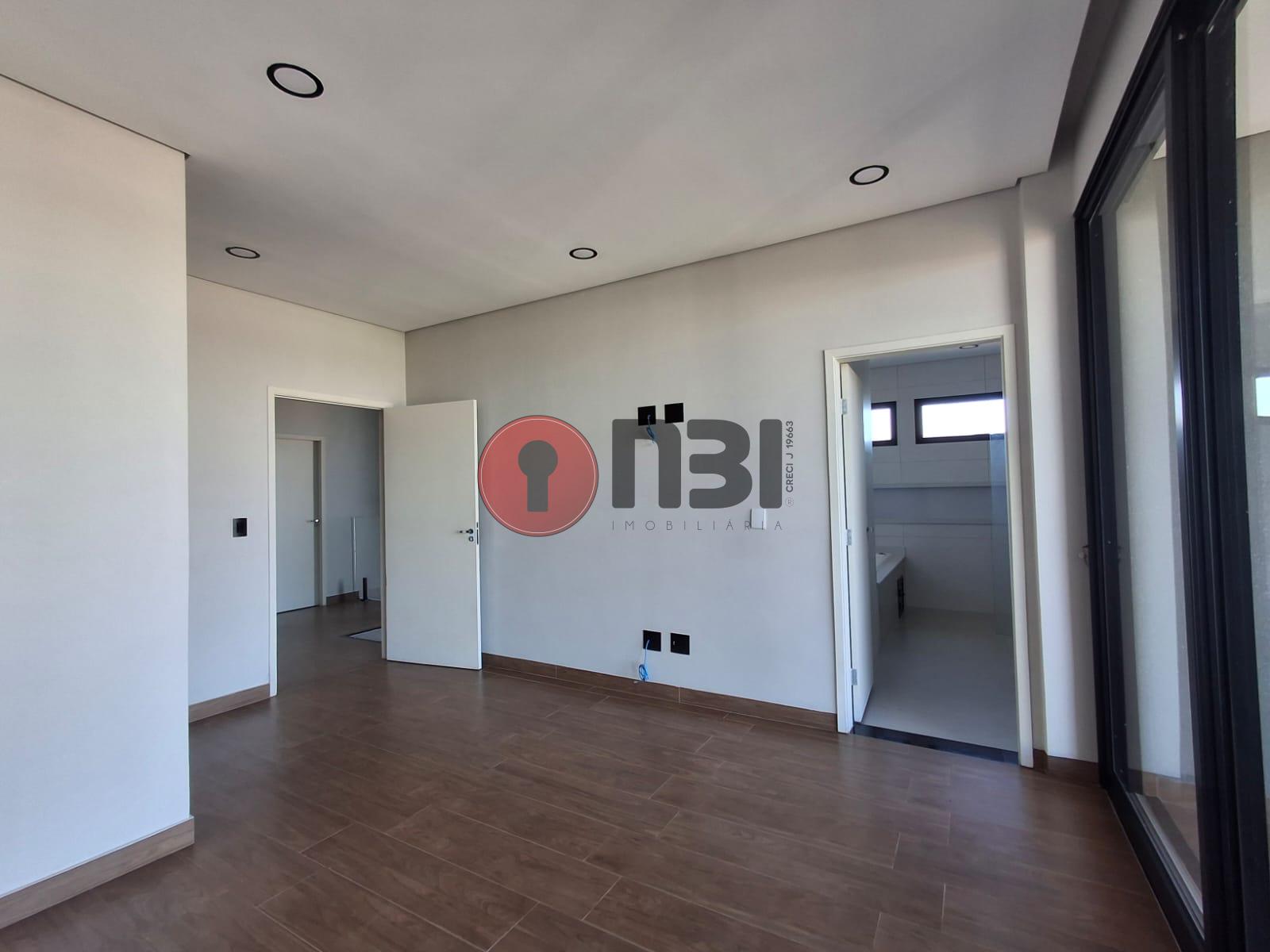 Casa com 3 quartos para aluguel, 300m² — foto 32 de 39