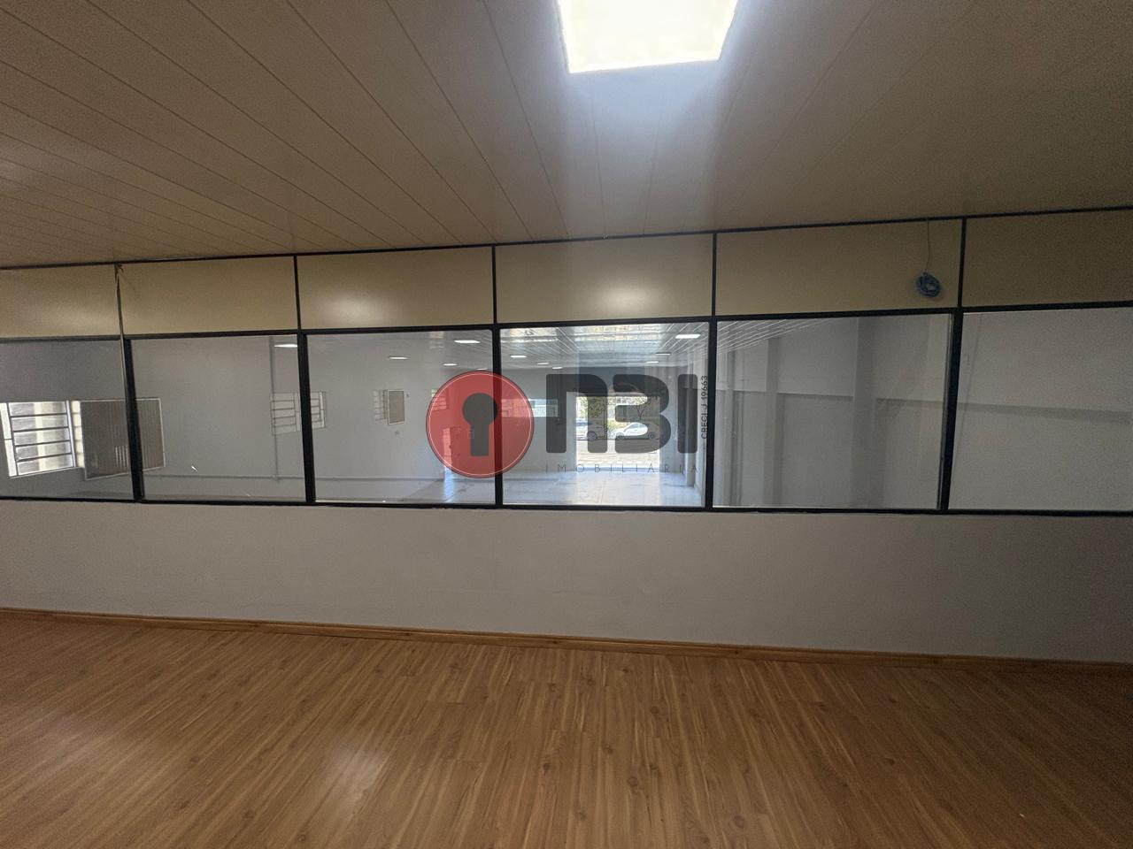 Galpão / Depósito / Armazém  para aluguel, 500m² — foto 4 de 10