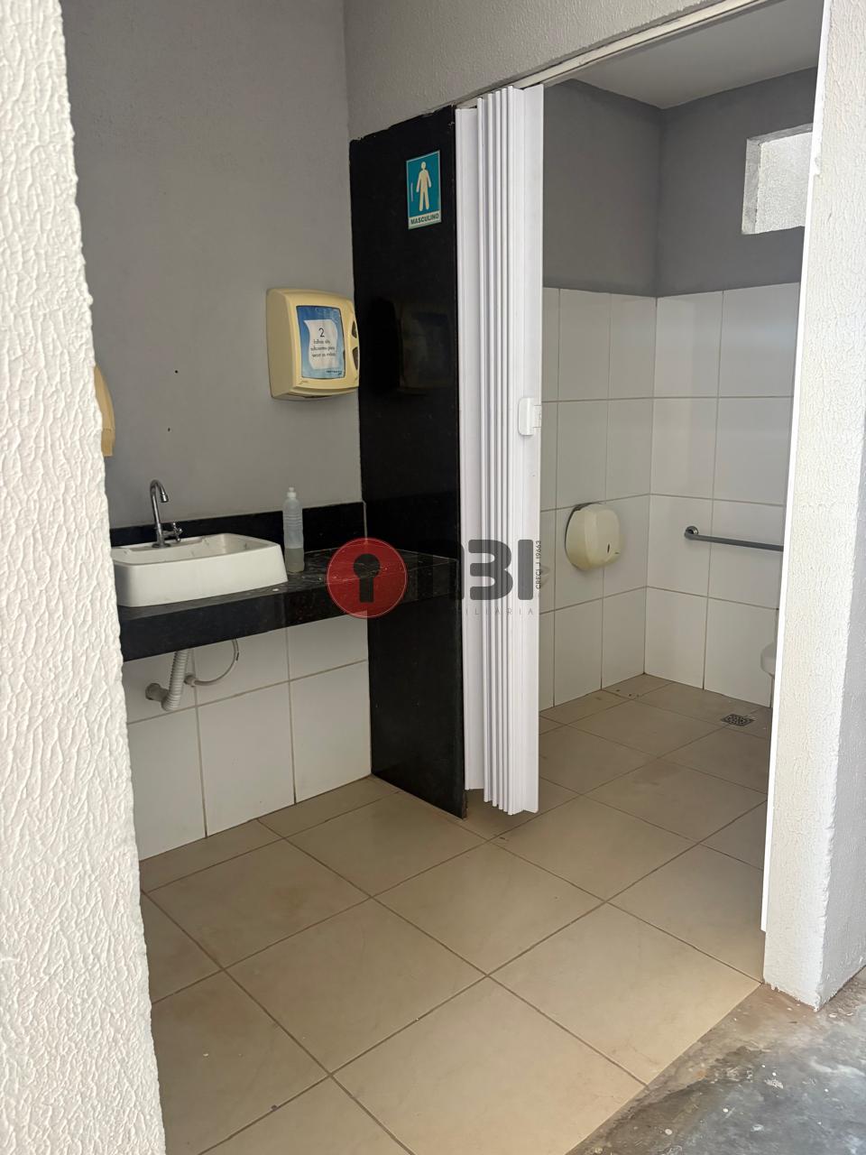 Galpão / Depósito / Armazém  para aluguel, 500m² — foto 9 de 10