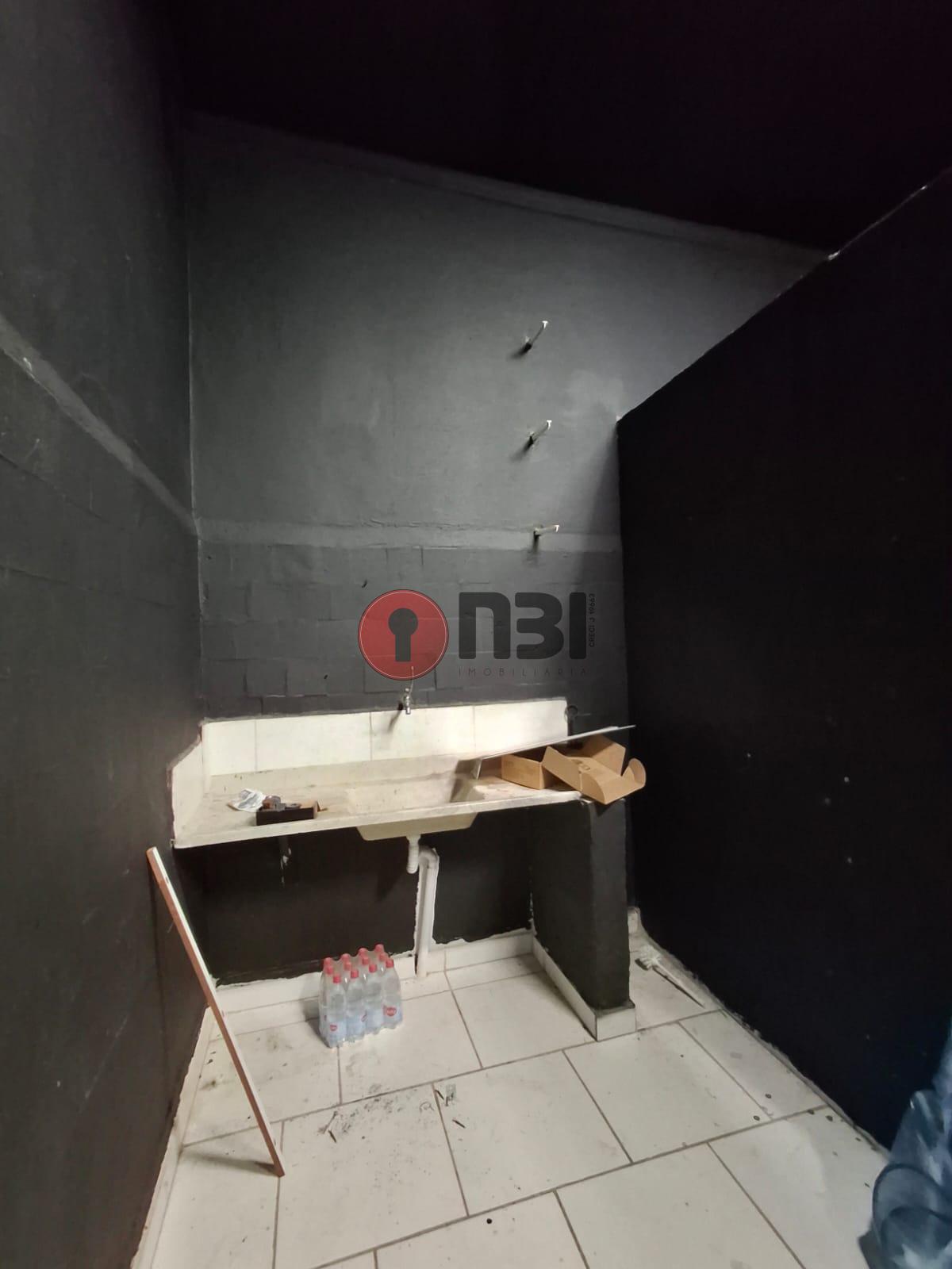 Galpão / Depósito / Armazém  para aluguel, 40m² — foto 14 de 25