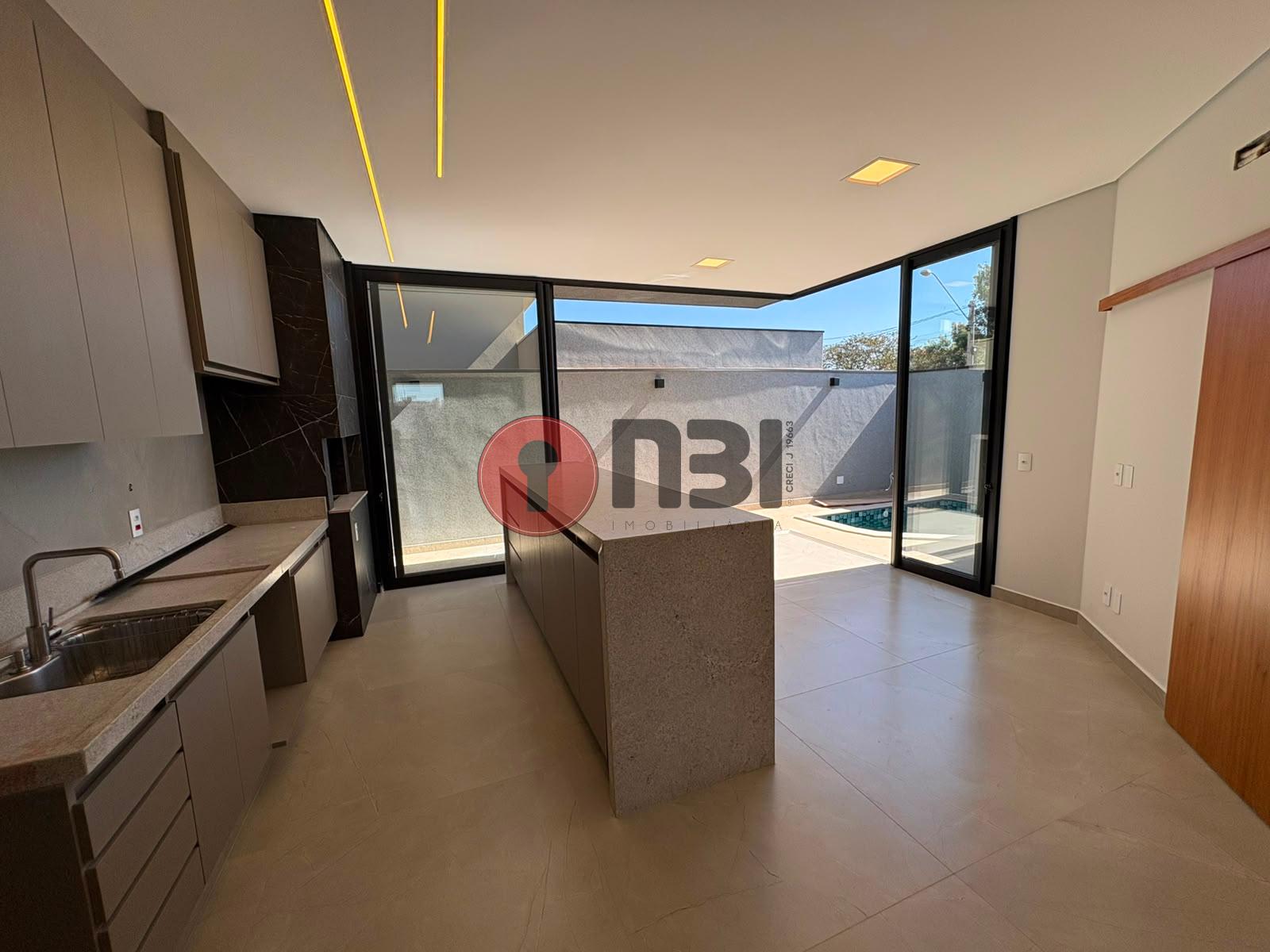 Casa de Condomínio com 3 quartos à venda, 180m² — foto 7 de 31
