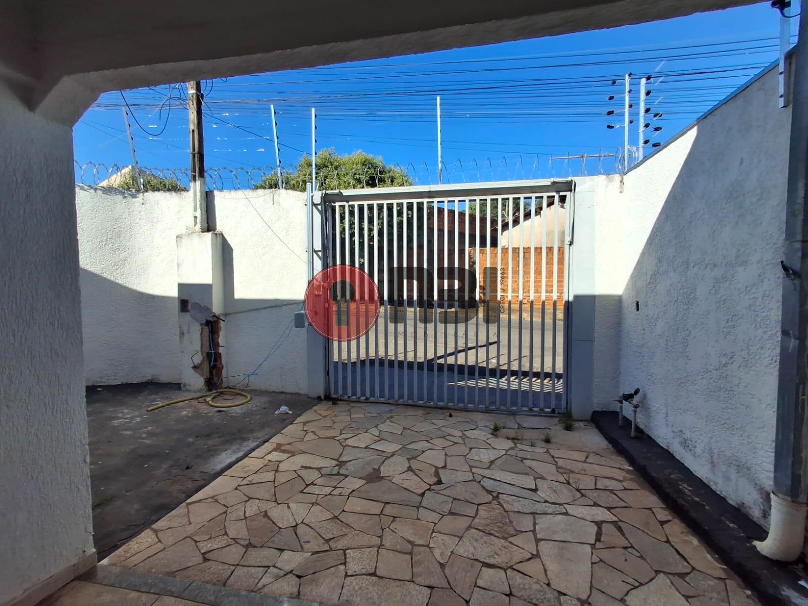Casa com 3 quartos para aluguel, 260m² — foto 5 de 33