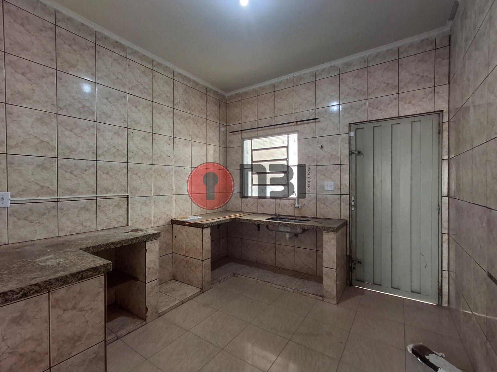 Casa com 3 quartos para aluguel, 260m² — foto 10 de 33