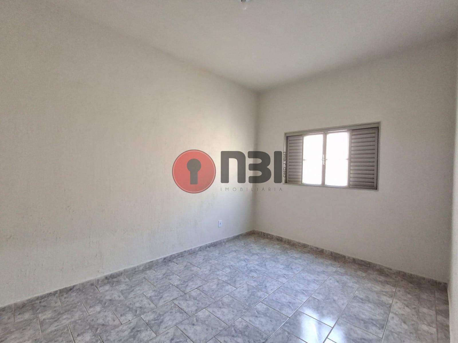 Casa com 3 quartos para aluguel, 260m² — foto 12 de 33