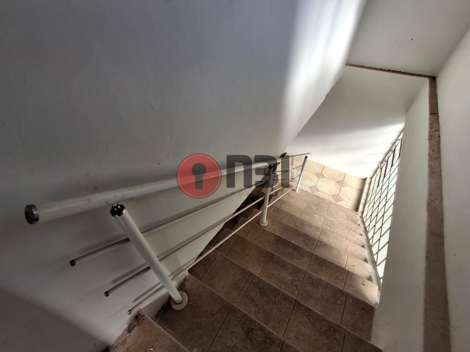 Casa com 3 quartos para aluguel, 260m² — foto 27 de 33