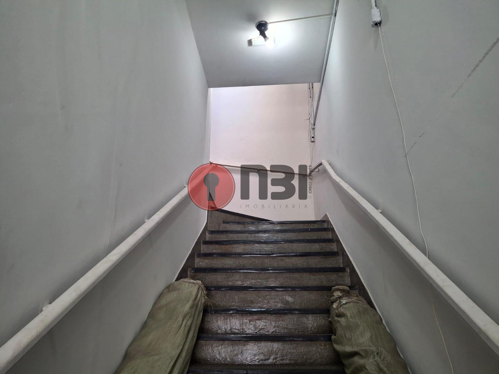Imóvel Comercial  para aluguel, 600m² — foto 2 de 23