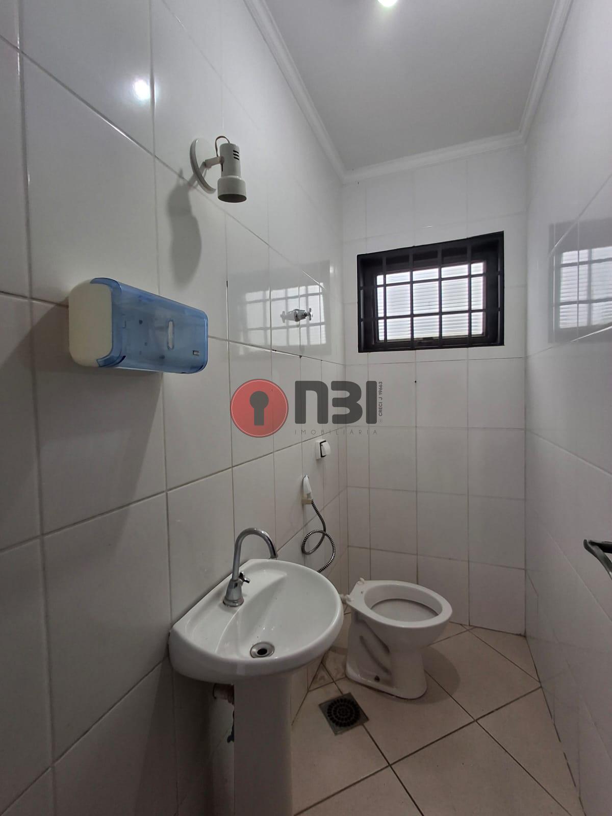 Galpão / Depósito / Armazém  para aluguel, 160m² — foto 10 de 20
