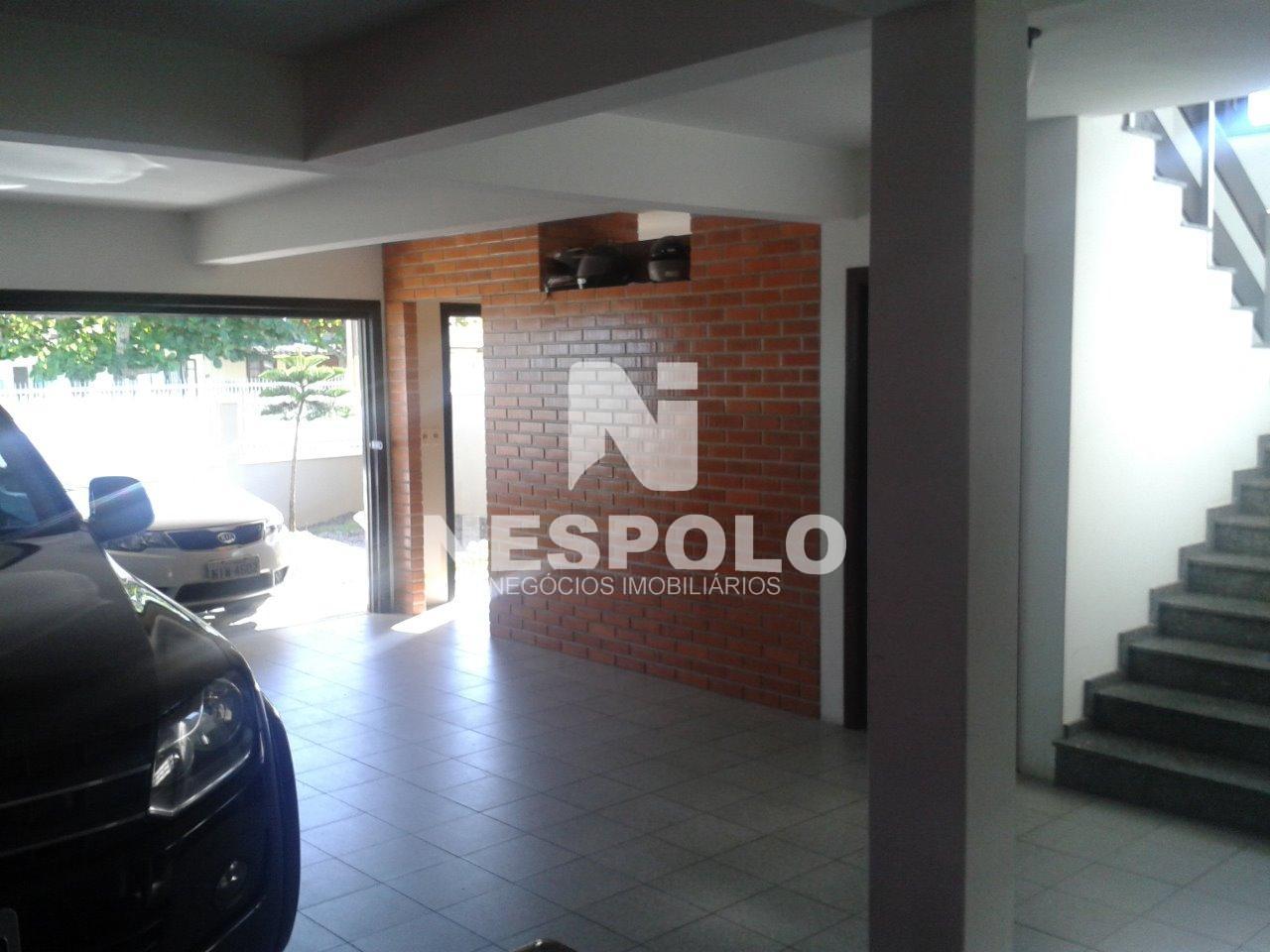 Casa para alugar com 2 quartos, 325m² - Foto 5