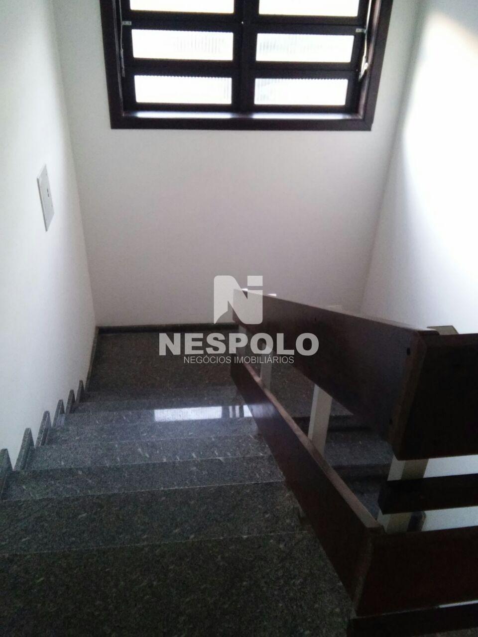 Casa para alugar com 2 quartos, 325m² - Foto 8