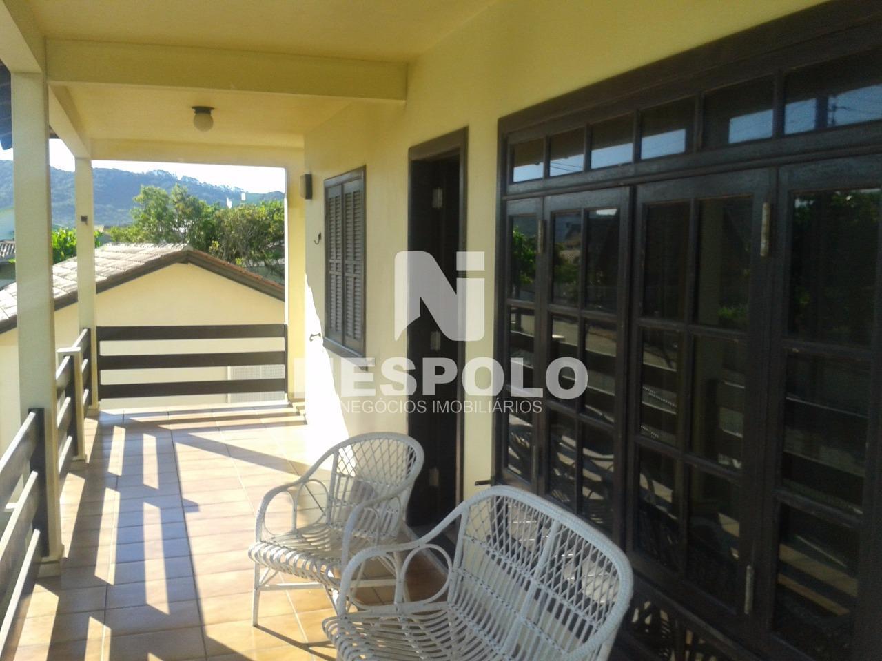 Casa para alugar com 2 quartos, 325m² - Foto 13