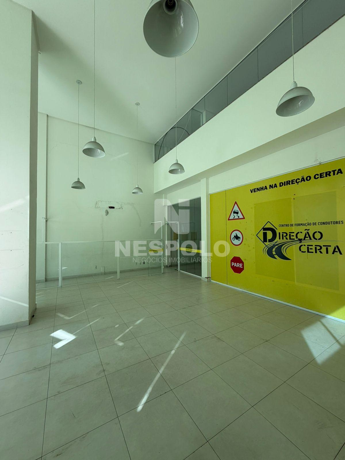 Sala-Conjunto, 300 m² - Foto 2