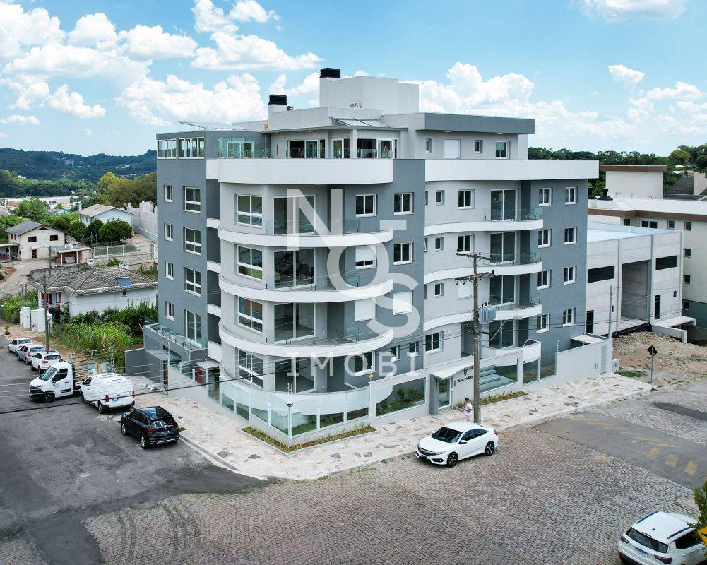 Apartamento de 03 Dormitórios no Bairro Centro em Flores da Cunha