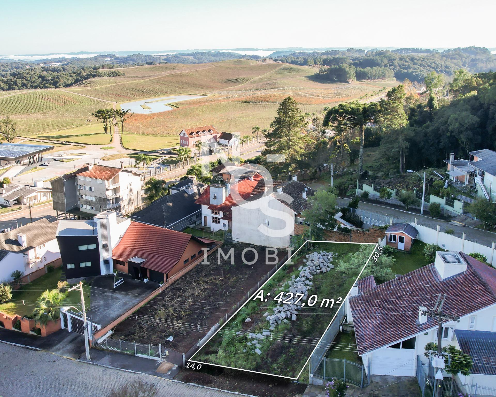 Terreno em Área Nobre no  Bairro Centro em Flores da Cunha