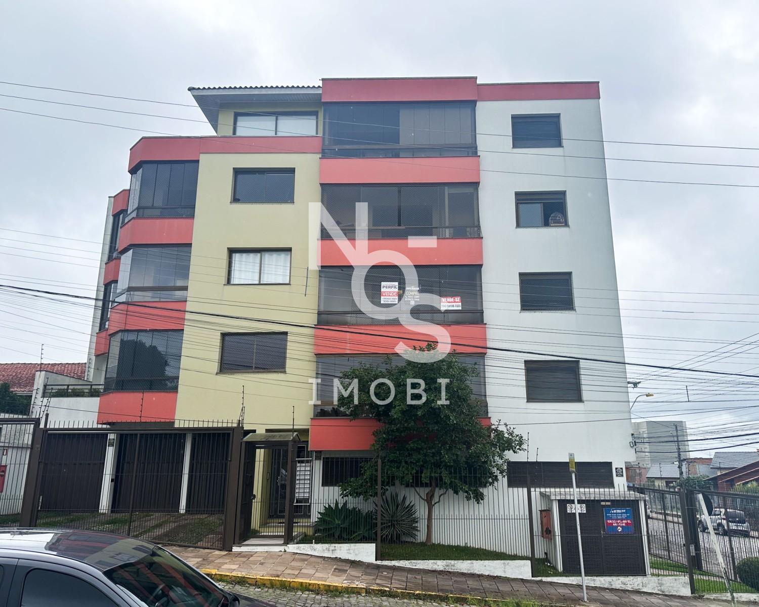 Apartamento 03 dorm., 01 Suíte, 02 Vagas - B  Universitário, C...