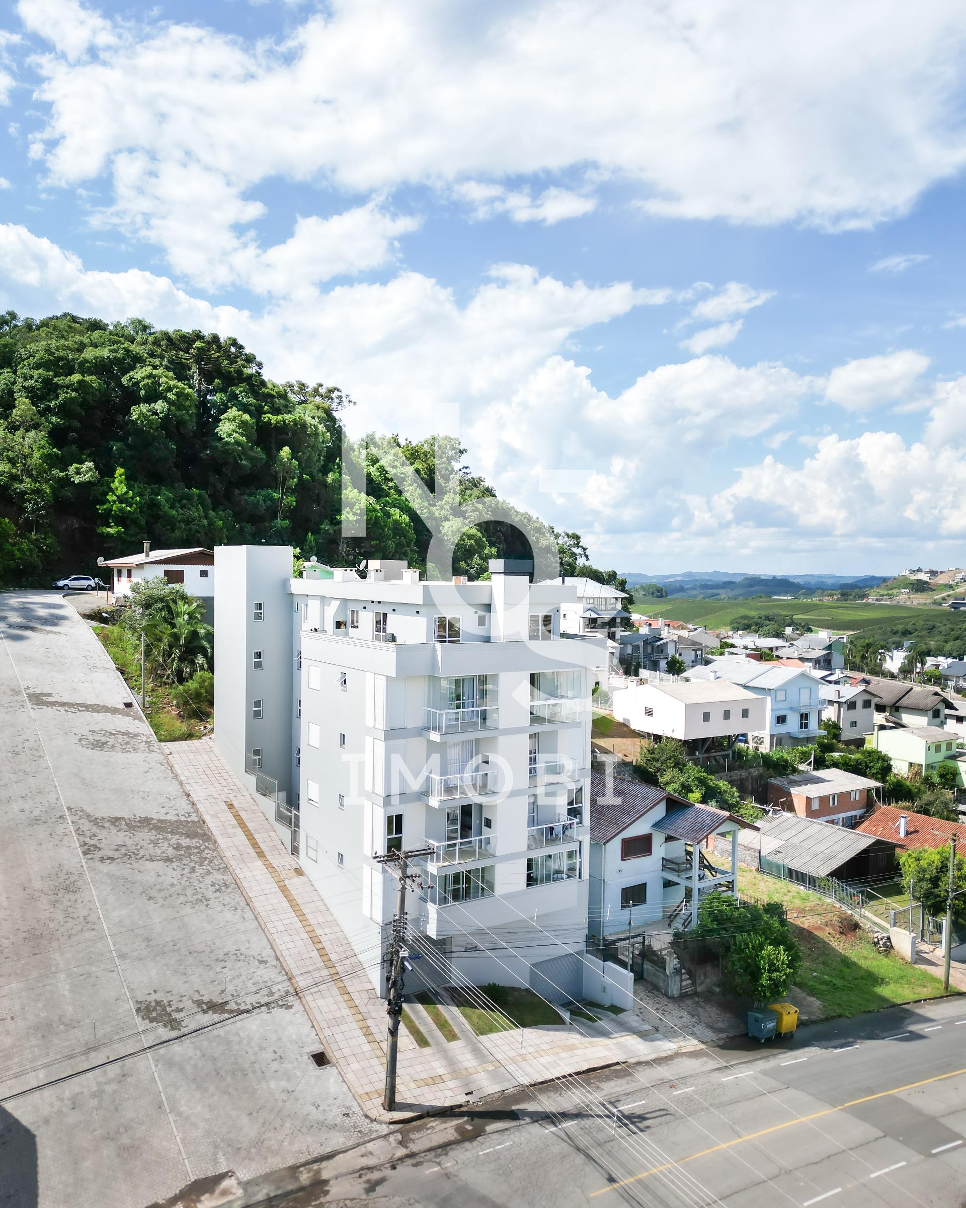 Apartamento de 03 Dormitórios no Bairro Aparecida em Flores da...