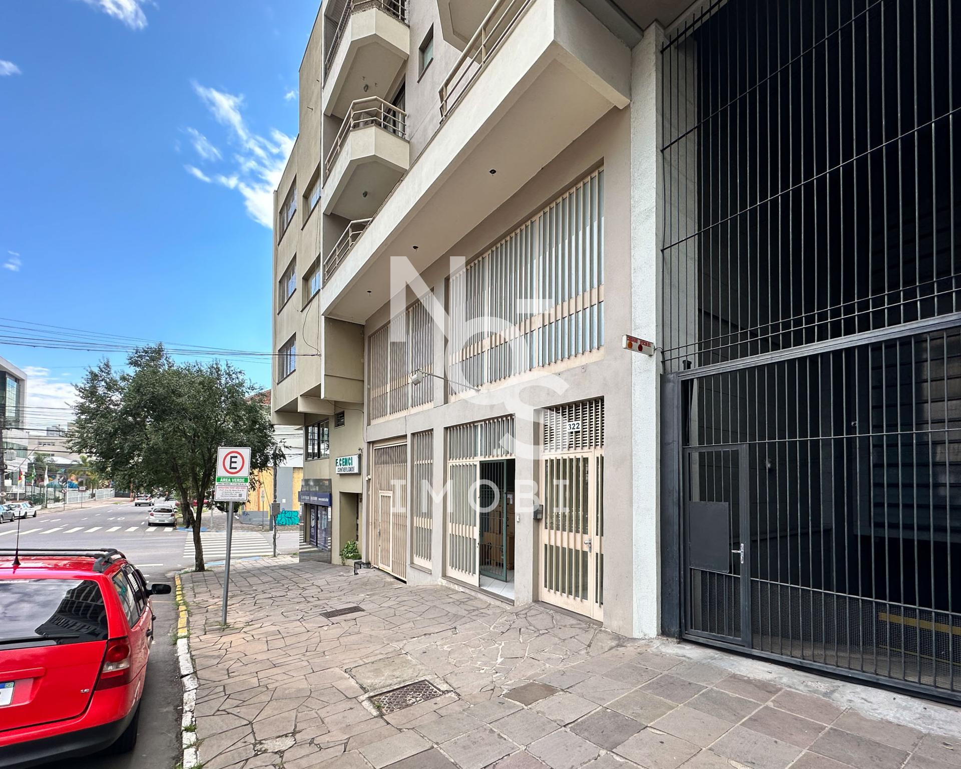 Loja T?rrea com 2 andares Localizado no Centro deCaxias do Sul