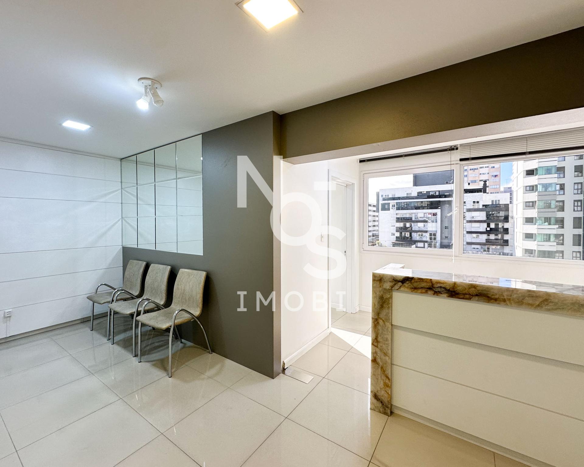 Sala Comercial 65m  Semimobiliado - Centro de Caxias do Sul