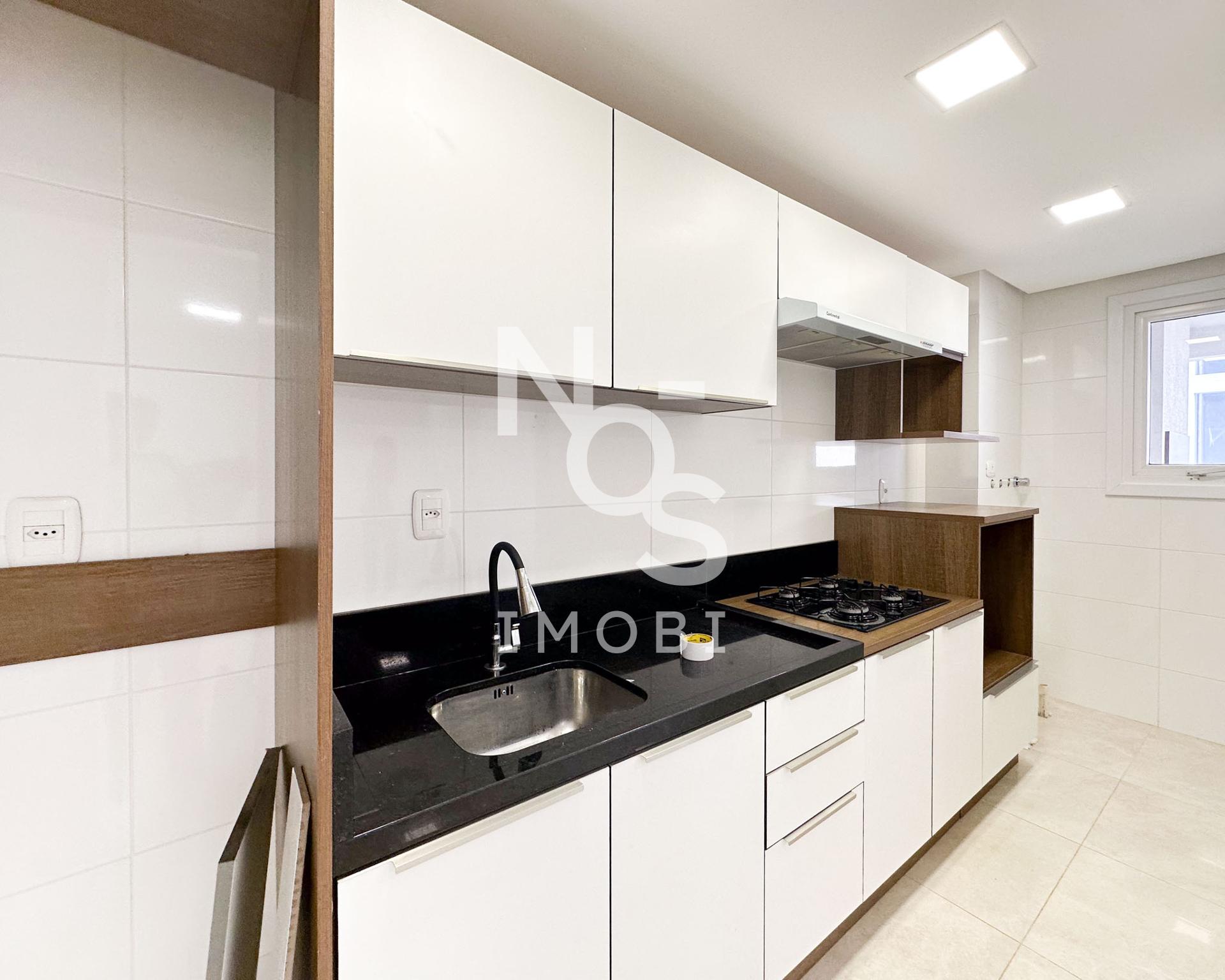 Apartamento com 02 Dormit?rios Localizado no Bairro NSRA de Lo...
